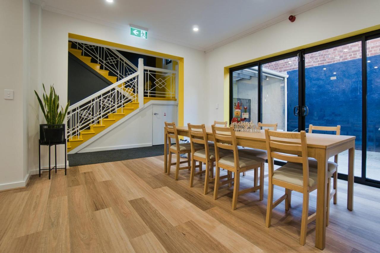 Dreamy Stays Accommodation - Private Rooms With Shared Bathrooms أدليد المظهر الخارجي الصورة