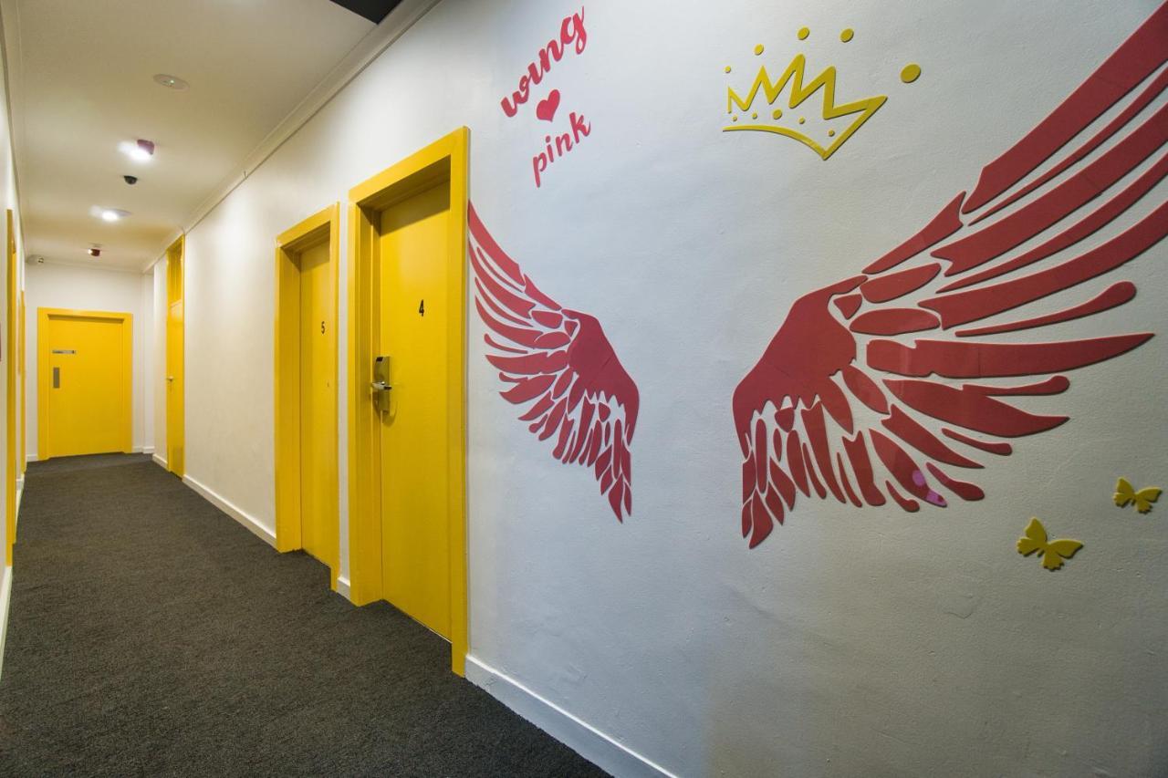 Dreamy Stays Accommodation - Private Rooms With Shared Bathrooms أدليد المظهر الخارجي الصورة