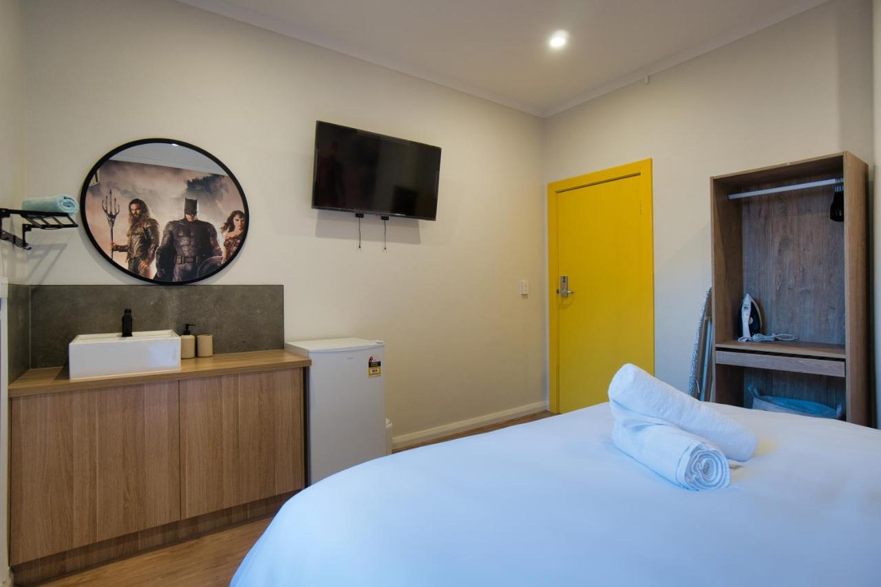 Dreamy Stays Accommodation - Private Rooms With Shared Bathrooms أدليد المظهر الخارجي الصورة