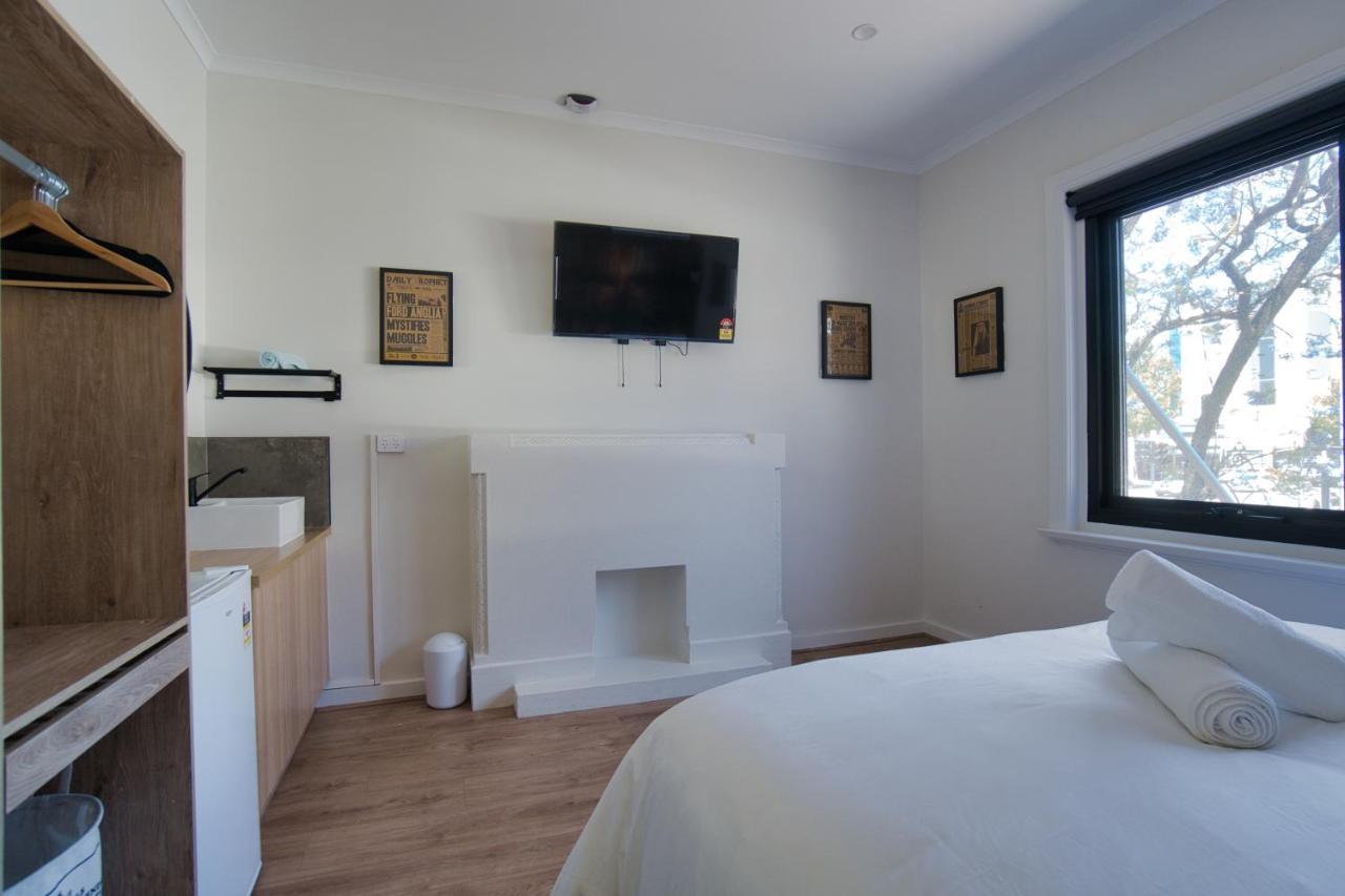 Dreamy Stays Accommodation - Private Rooms With Shared Bathrooms أدليد المظهر الخارجي الصورة